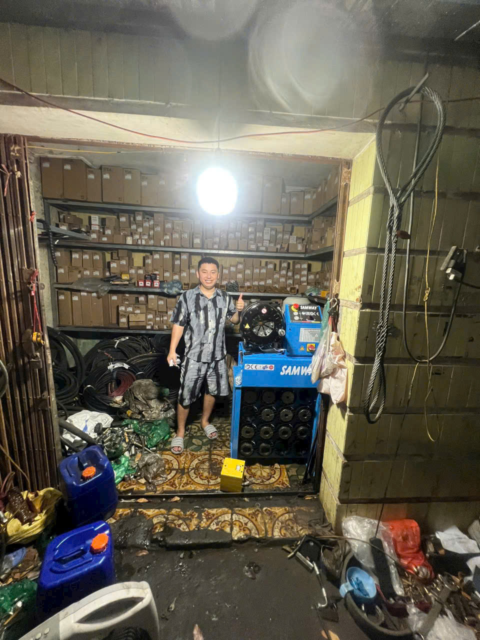 Bàn Giao Máy Bấm Ống Tuy Ô Thuỷ Lực SamwayP32 Về Bắc Ninh